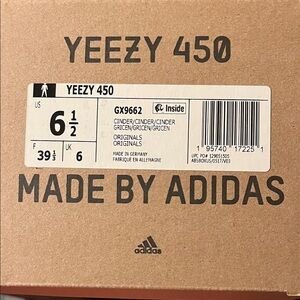 Adidas Yeezy 450 Box in Cinder